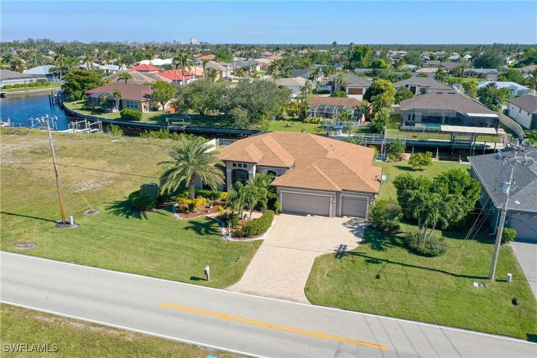 2127 SE 17th PL, Cape Coral, FL 33990