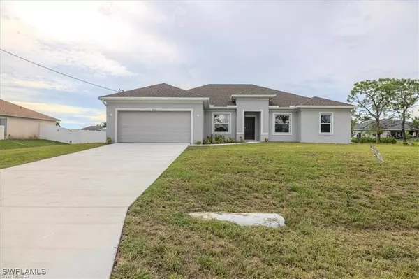 4208 NE 15th PL, Cape Coral, FL 33909
