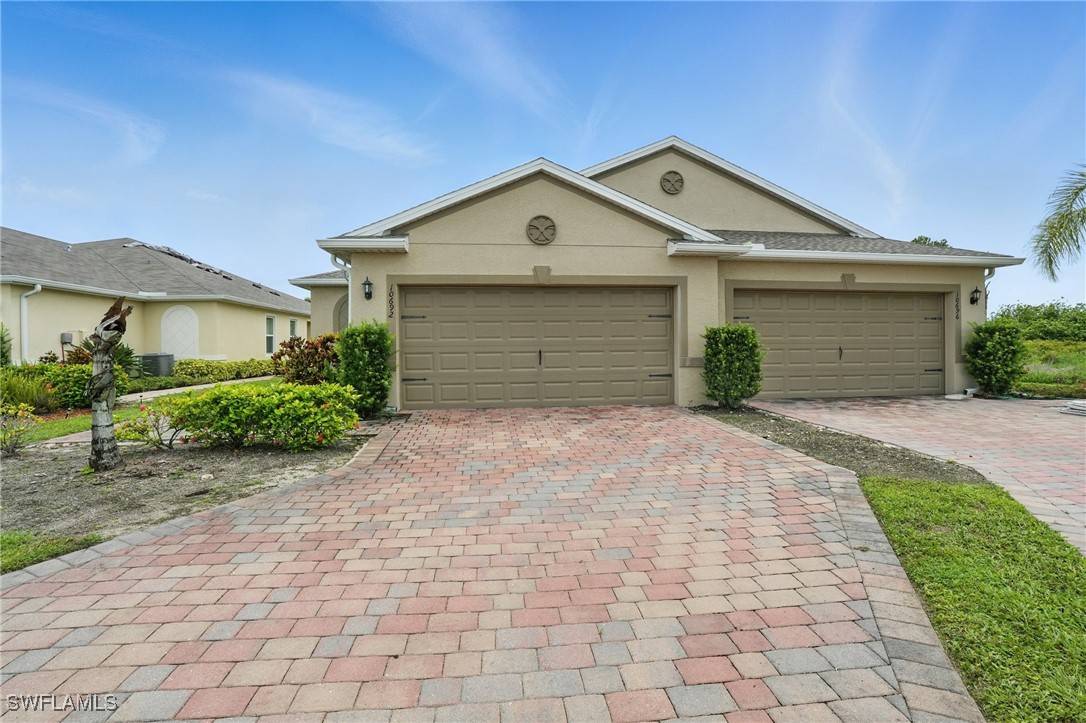 10692 Crossback LN, Lehigh Acres, FL 33936