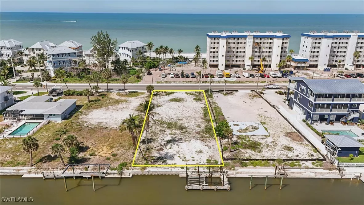 Fort Myers Beach, FL 33931,5157 Estero BLVD
