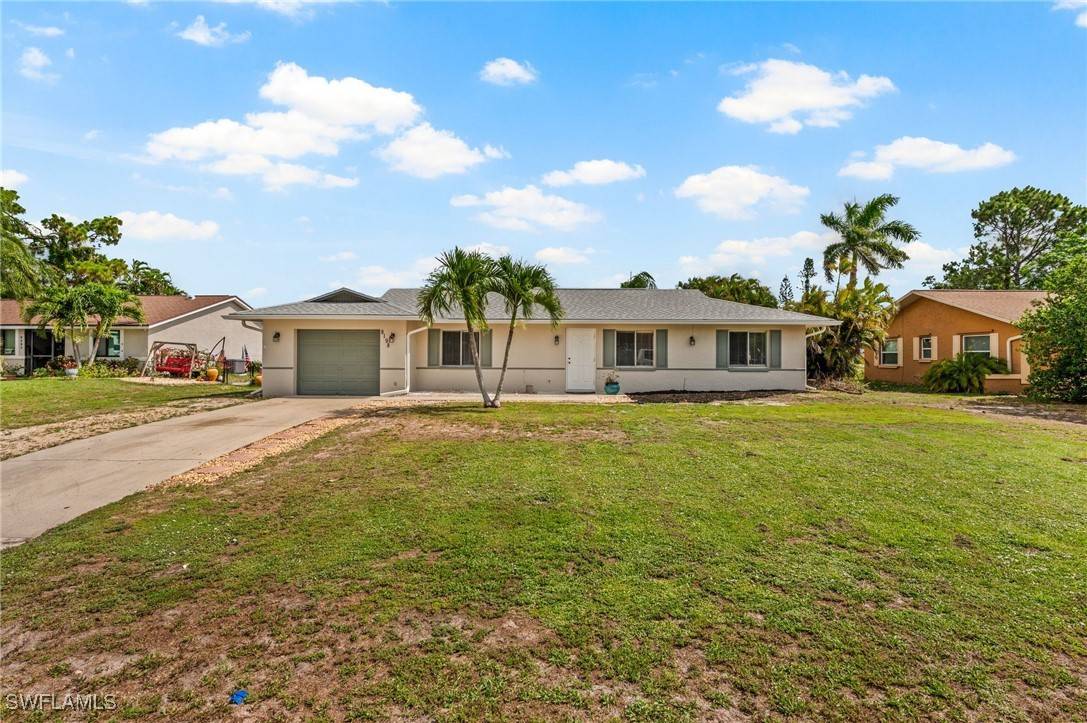 8198 Lake San Carlos CIR, Fort Myers, FL 33967