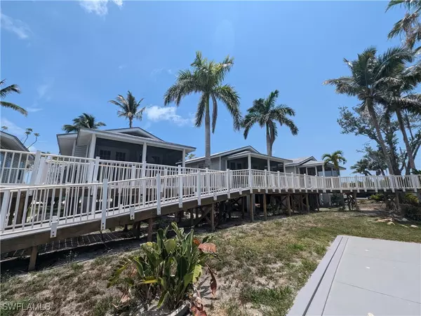 Matlacha, FL 33993,11250 Porpoise Point RD #8