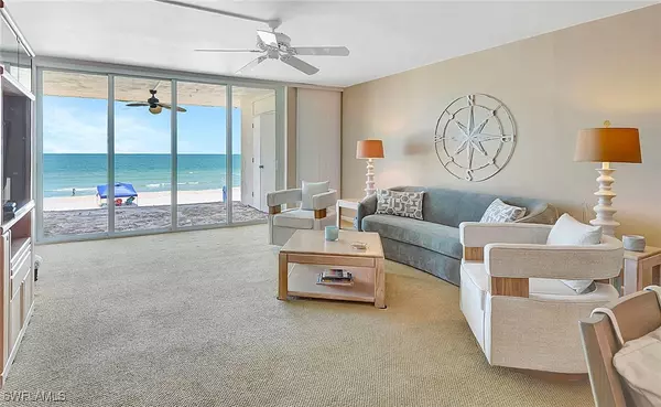 Naples, FL 34102,1919 Gulf Shore BLVD N #201