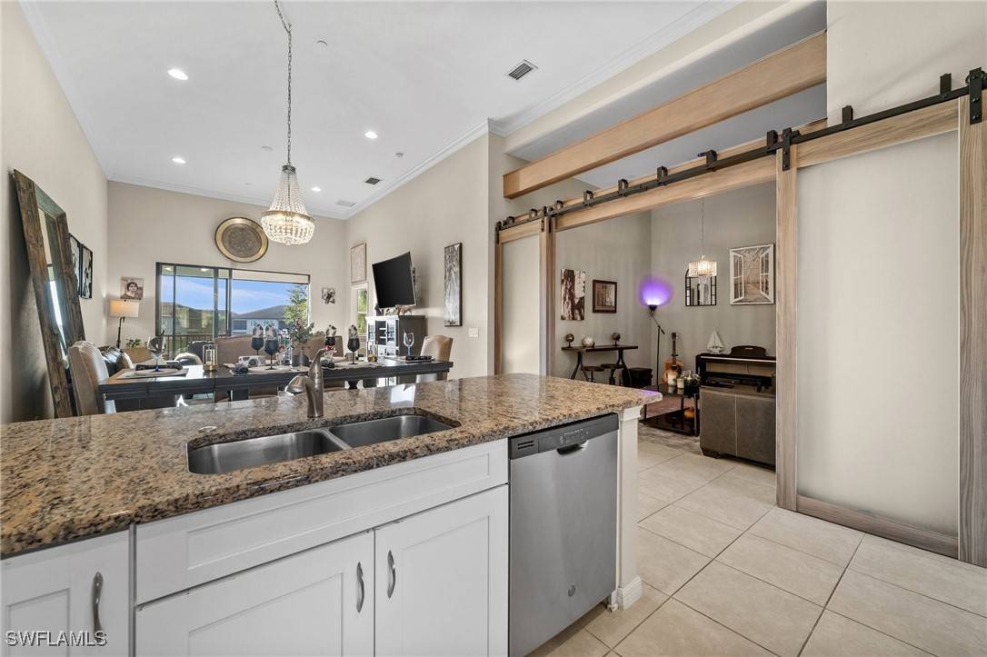 Naples, FL 34119,9366 Pocida CT #202