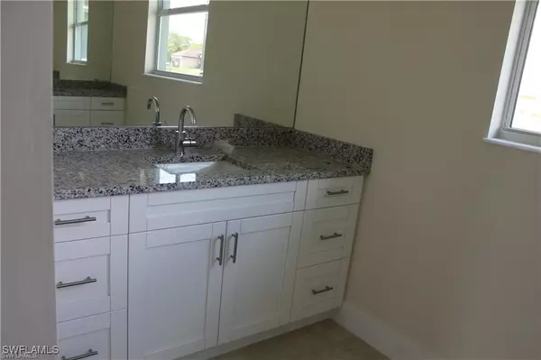 Lehigh Acres, FL 33976,3309 10th ST SW