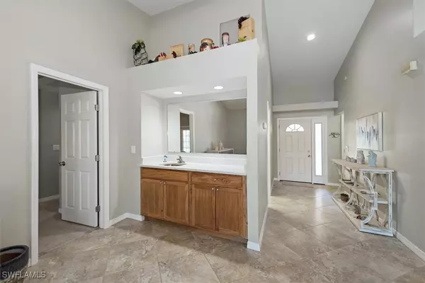 Fort Myers, FL 33908,16326 Kelly Woods DR