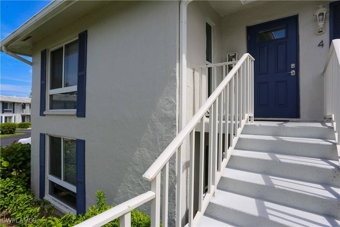 195 Peppermint LN #884, Naples, FL 34112