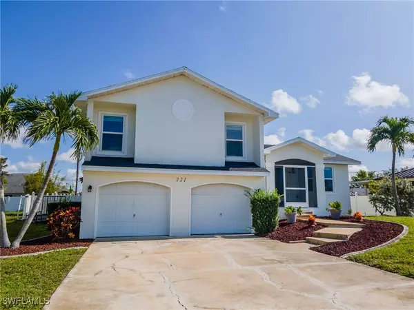 221 SE 1st ST, Cape Coral, FL 33990
