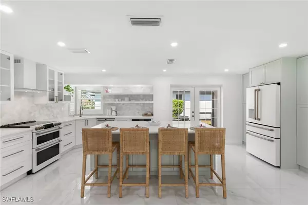 Naples, FL 34108,700 100th AVE N