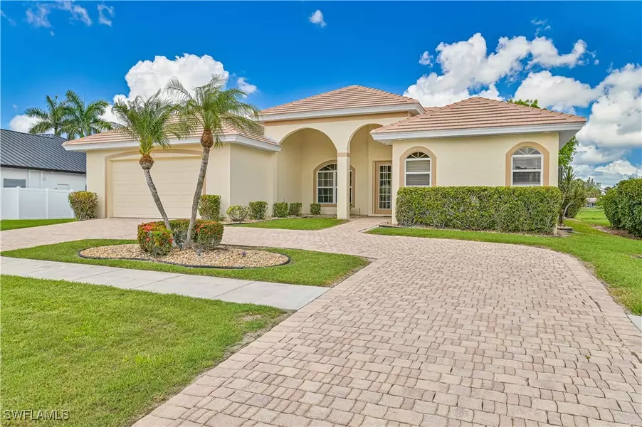 4255 Perth CT, North Fort Myers, FL 33903