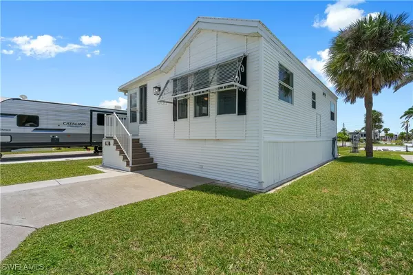 19681 Summerlin RD #234, Fort Myers, FL 33908