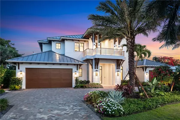 774 S Golf DR, Naples, FL 34102