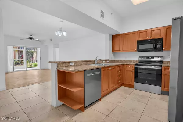 Estero, FL 33928,20321 Estero Gardens CIR #107