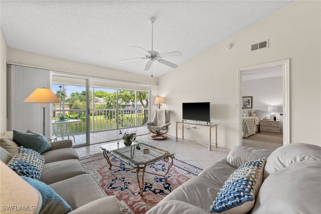 Naples, FL 34110,1190 Yesica Ann CIR #B205