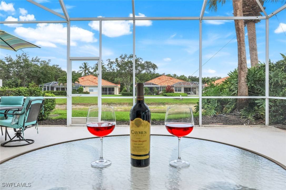 4648 Rio Poco CT, Naples, FL 34109