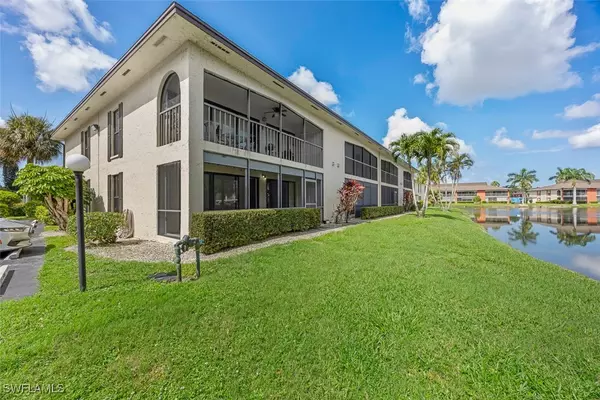 Naples, FL 34112,4610 Chantelle DR #P104