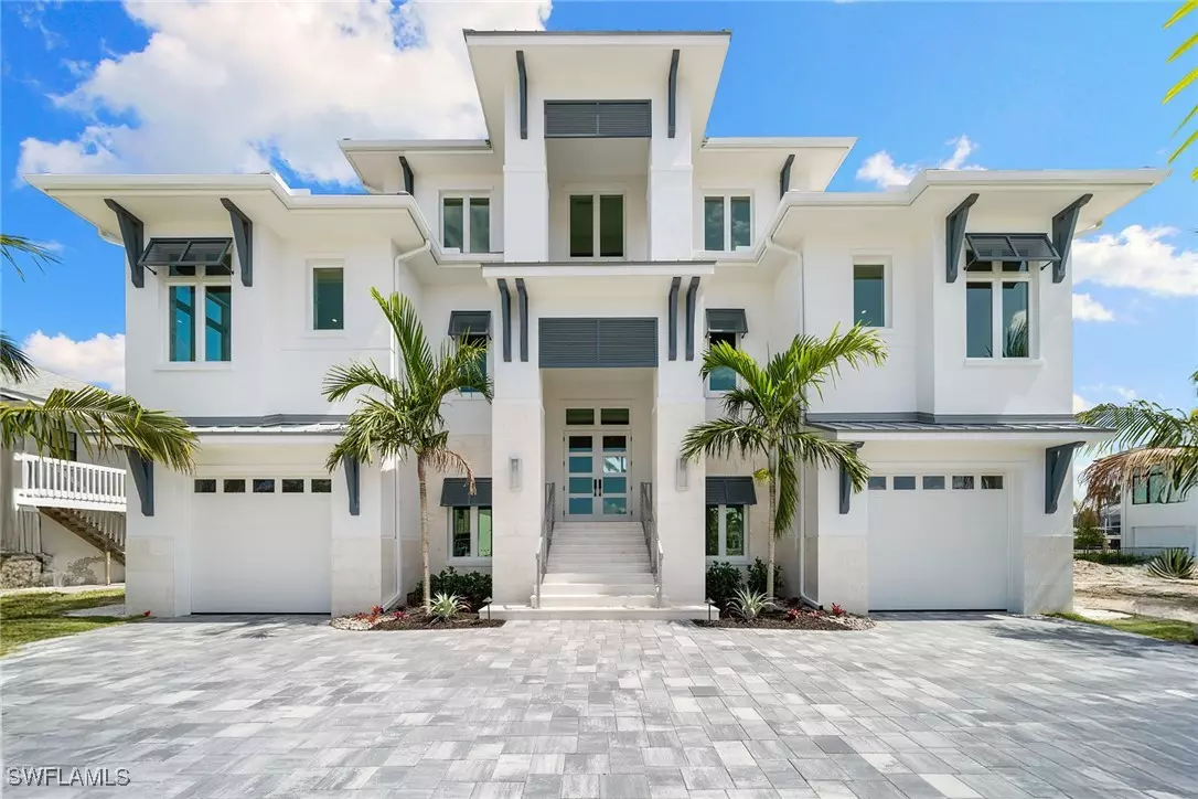 Naples, FL 34108,273 Trade Winds AVE