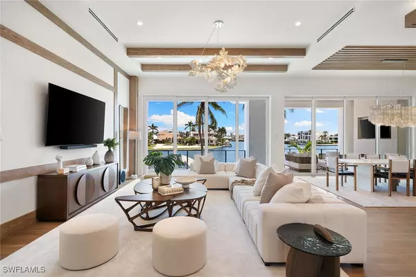 Naples, FL 34108,273 Trade Winds AVE