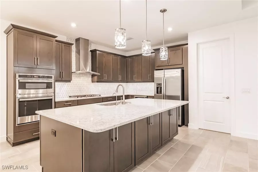 8876 Scarlotti PL, Naples, FL 34119
