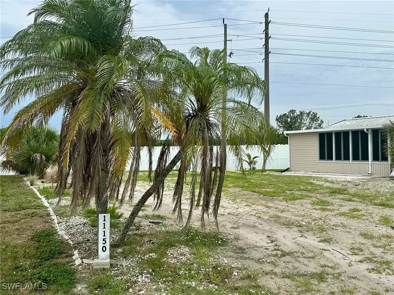 11150 Bayside LN, Fort Myers Beach, FL 33931