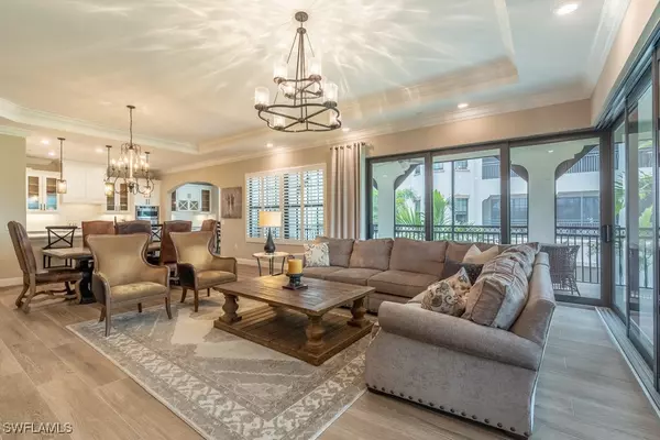 16375 Viansa WAY #102, Naples, FL 34110