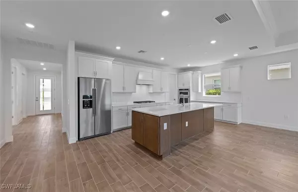 North Fort Myers, FL 33917,17304 Green Buttonwood WAY