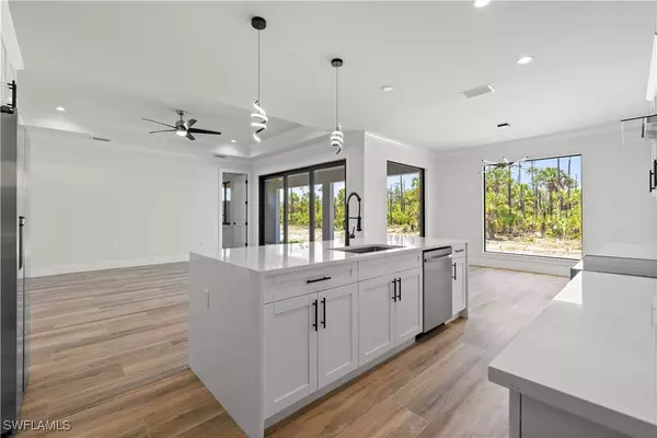 Naples, FL 34117,3463 14th AVE SE