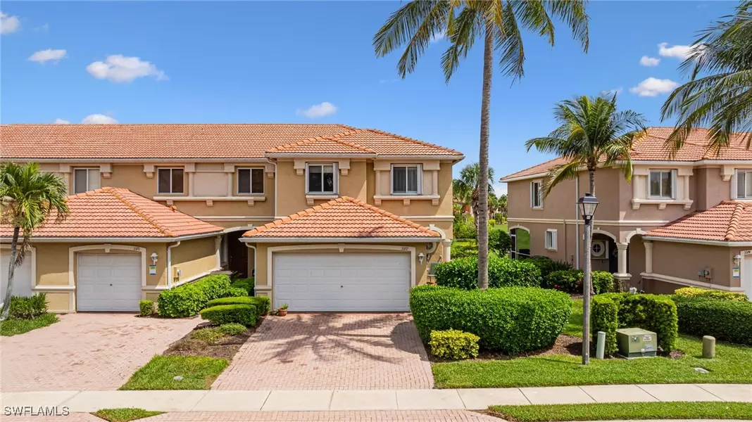 3372 Dandolo CIR, Cape Coral, FL 33909