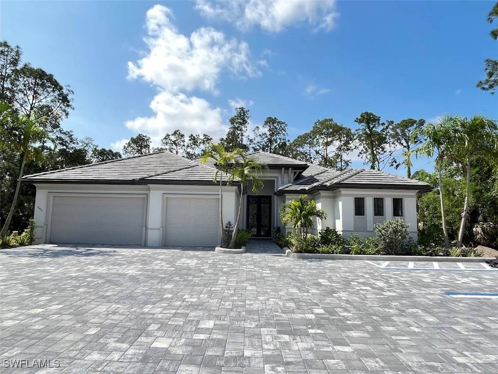 4472 Pine Ridge RD, Naples, FL 34119