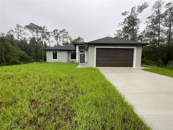 2813 52nd ST SW, Lehigh Acres, FL 33976