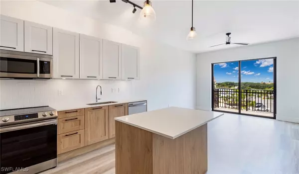 Estero, FL 33928,22980 Vista Edera CIR #2-215