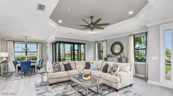 Naples, FL 34114,15320 Lucerna ST #104