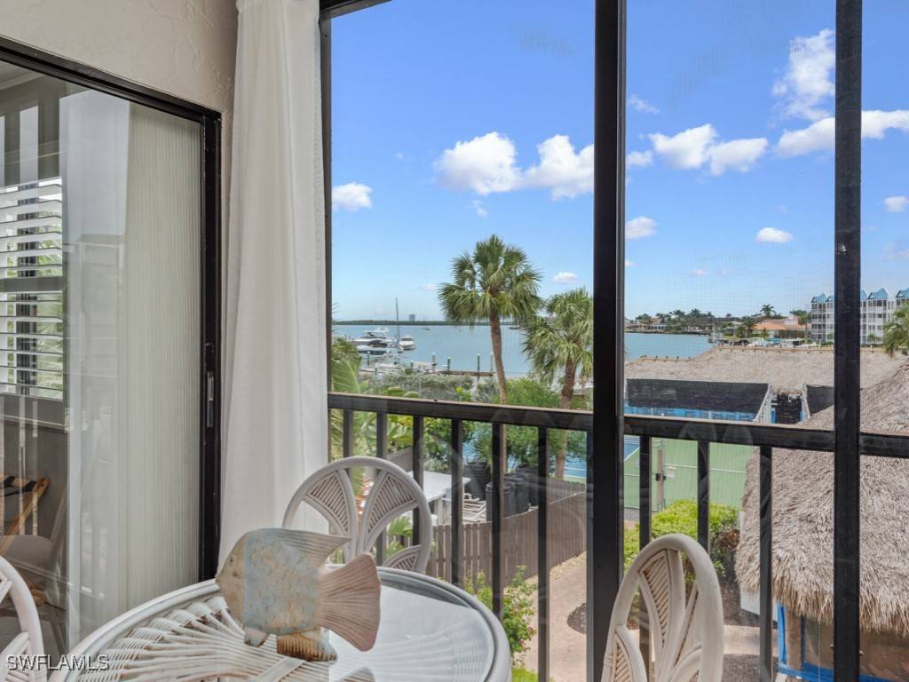 Marco Island, FL 34145,1019 Anglers CV #F302