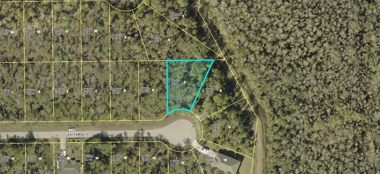 176 Victory CT, Lehigh Acres, FL 33972