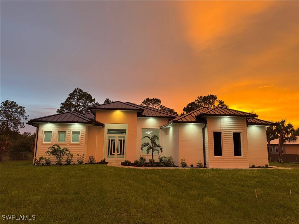 367 10TH ST NE, Naples, FL 34120