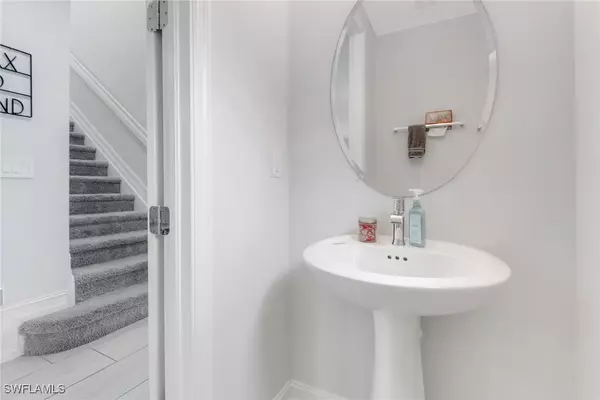 Naples, FL 34119,7501 Carnegie WAY