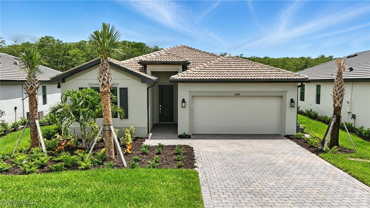 Estero, FL 33928,19270 Hinkley DR
