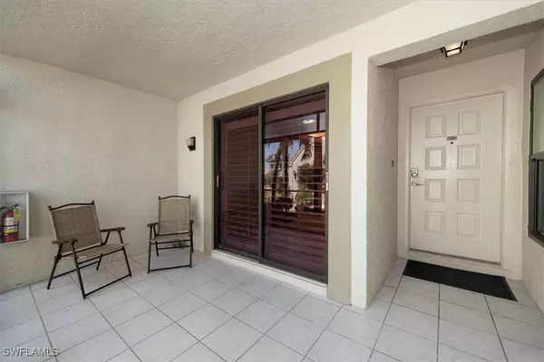 Fort Myers, FL 33908,12541 Kelly Sands WAY #19