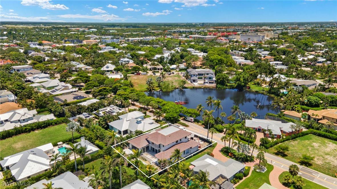 Naples, FL 34102,501 7th AVE N