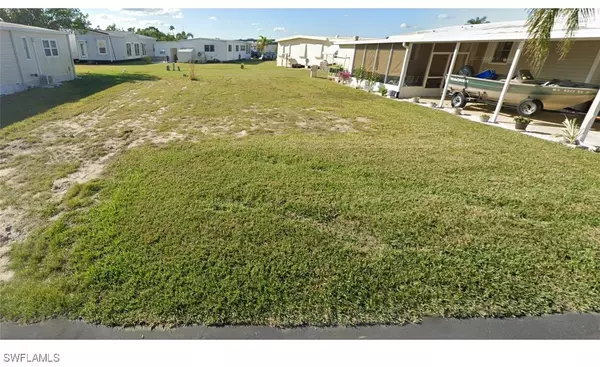 357 Shoreland DR, Fort Myers, FL 33905