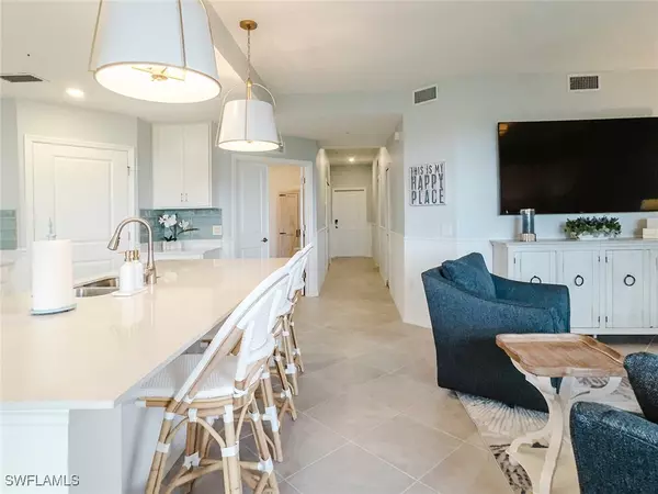 Other, FL 34142,5467 Double Eagle CIR #3213