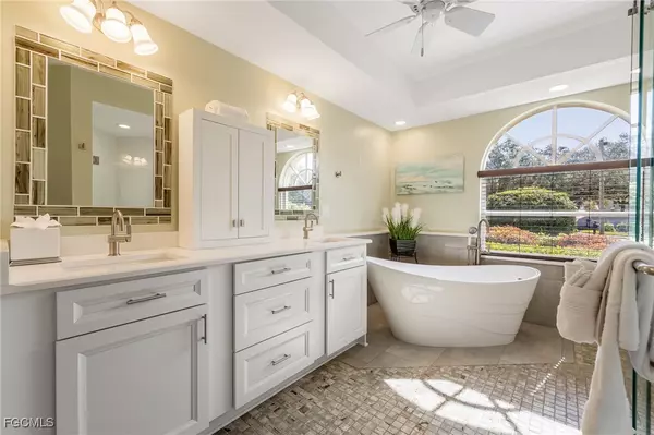 Fort Myers, FL 33913,11461 Bent Pine DR