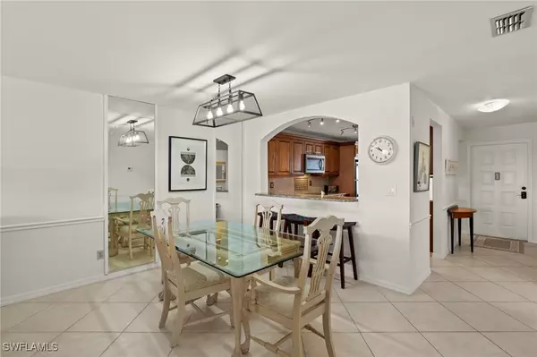 Fort Myers, FL 33908,12170 Kelly Sands WAY #721