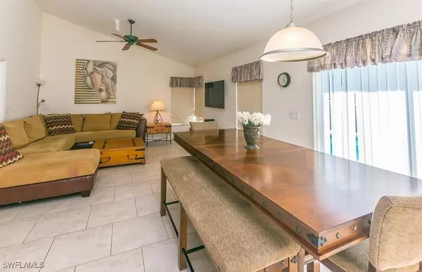 Naples, FL 34112,5077 Mabry DR