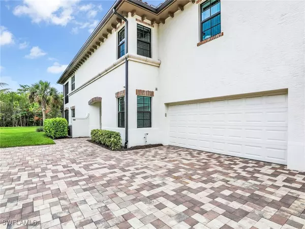 Naples, FL 34110,16356 Viansa WAY #101