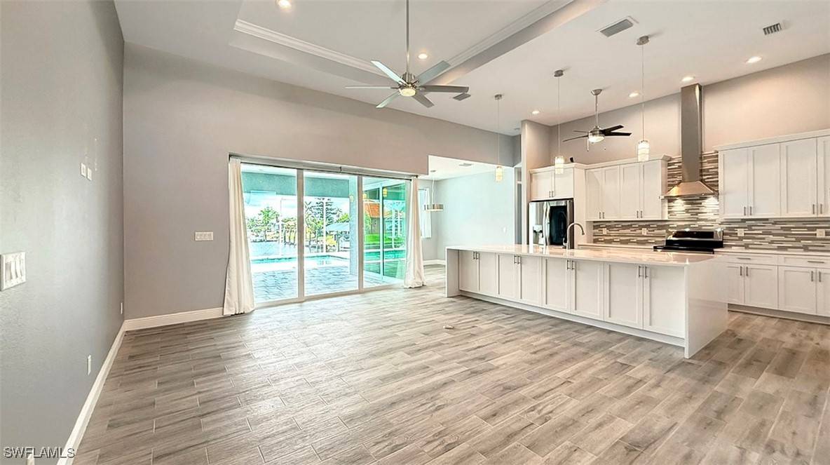2301 SE 15th ST, Cape Coral, FL 33990