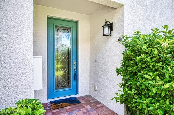 Fort Myers, FL 33908,17451 Old Harmony DR #102