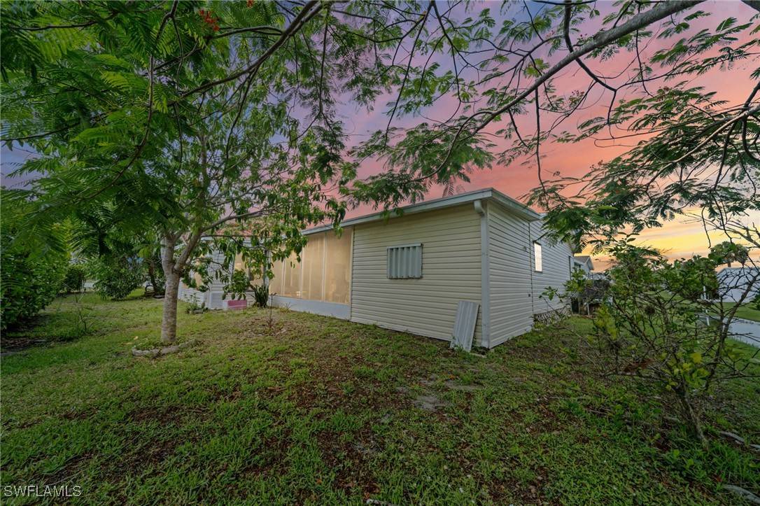 Naples, FL 34114,919 Manatee RD