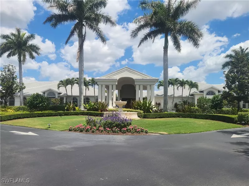 1001 Eastham WAY #C102, Naples, FL 34104