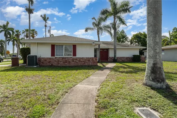 Fort Myers, FL 33901,3778 Hanover ST E